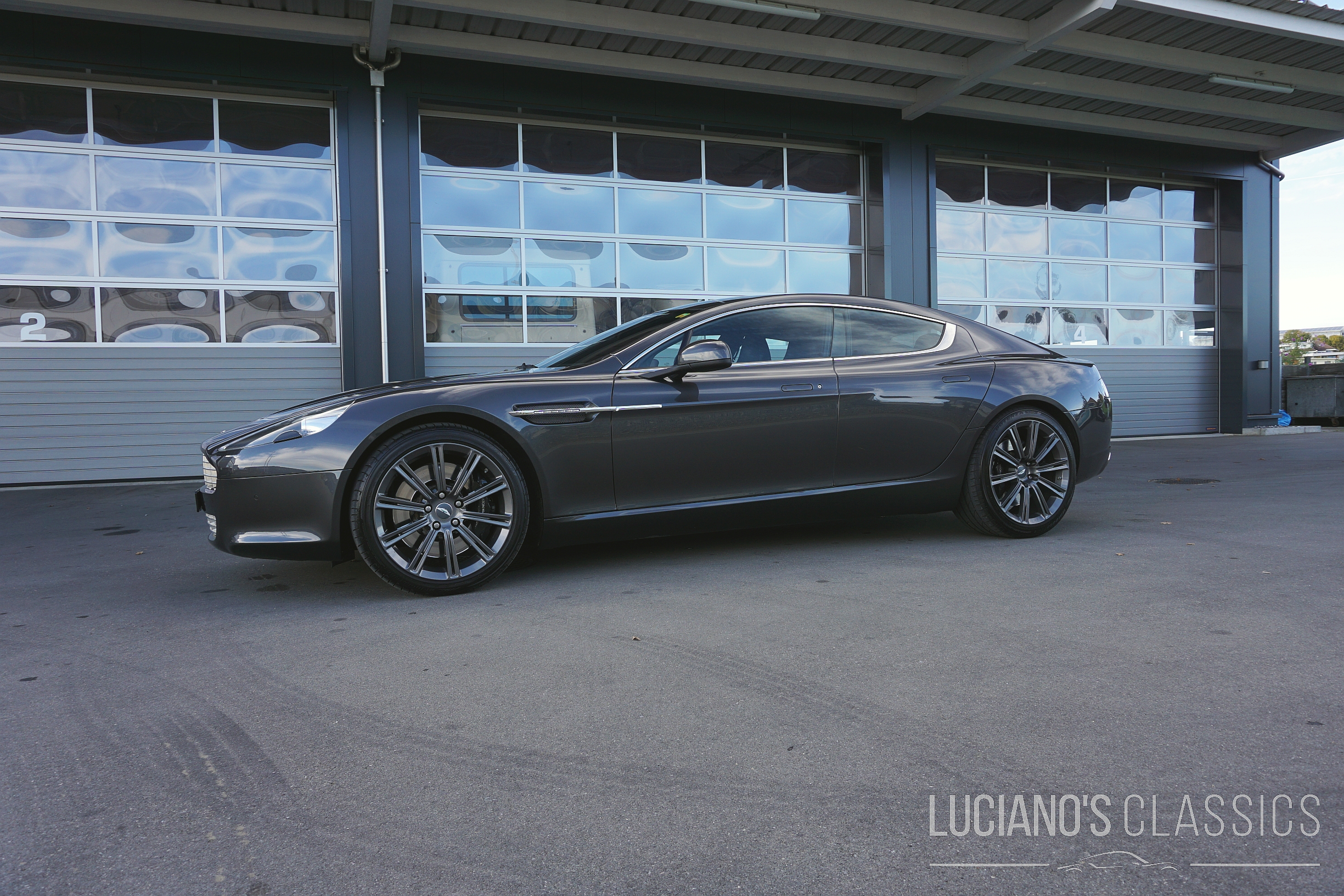 2010 Aston Martin Rapide