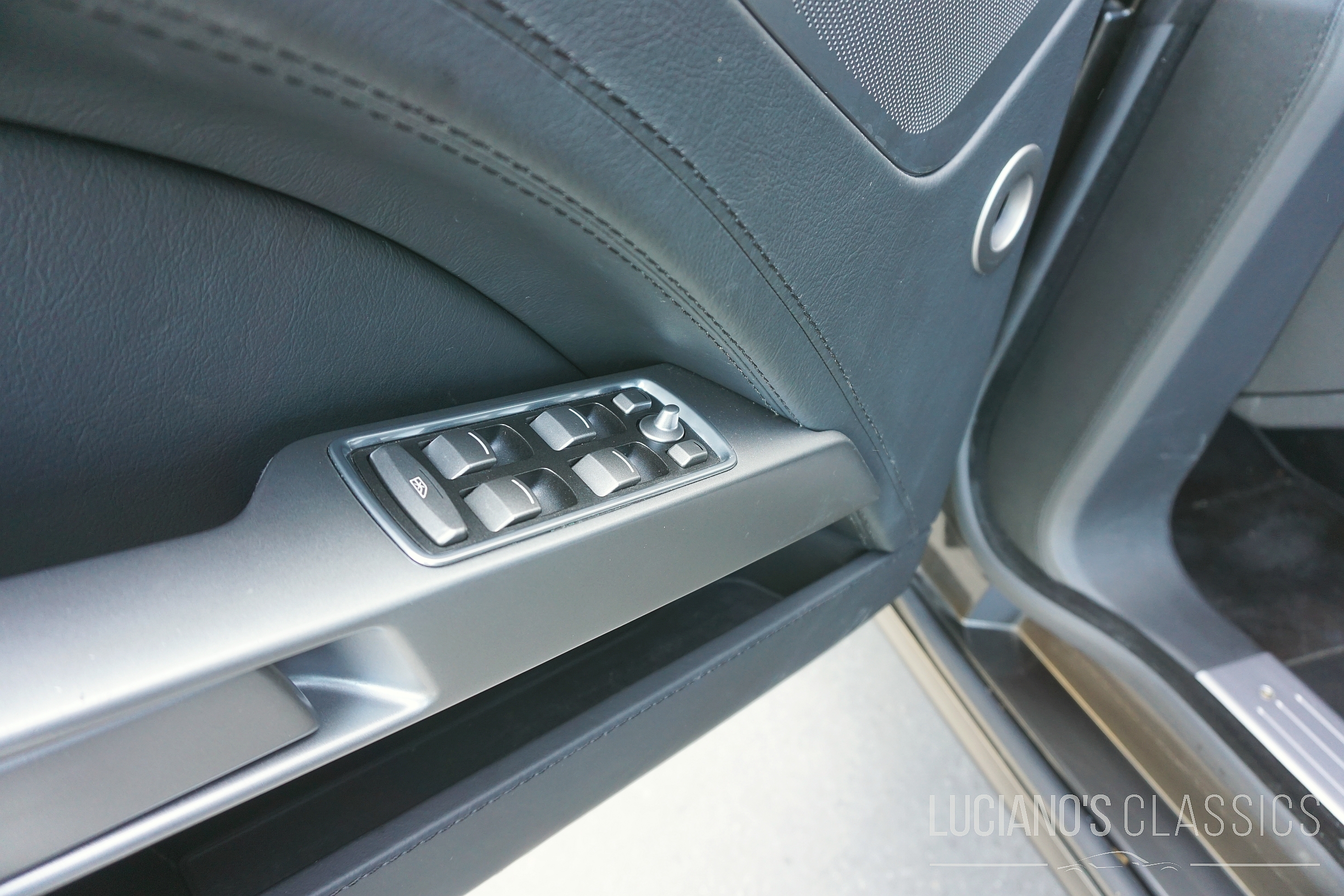 2010 Aston Martin Rapide