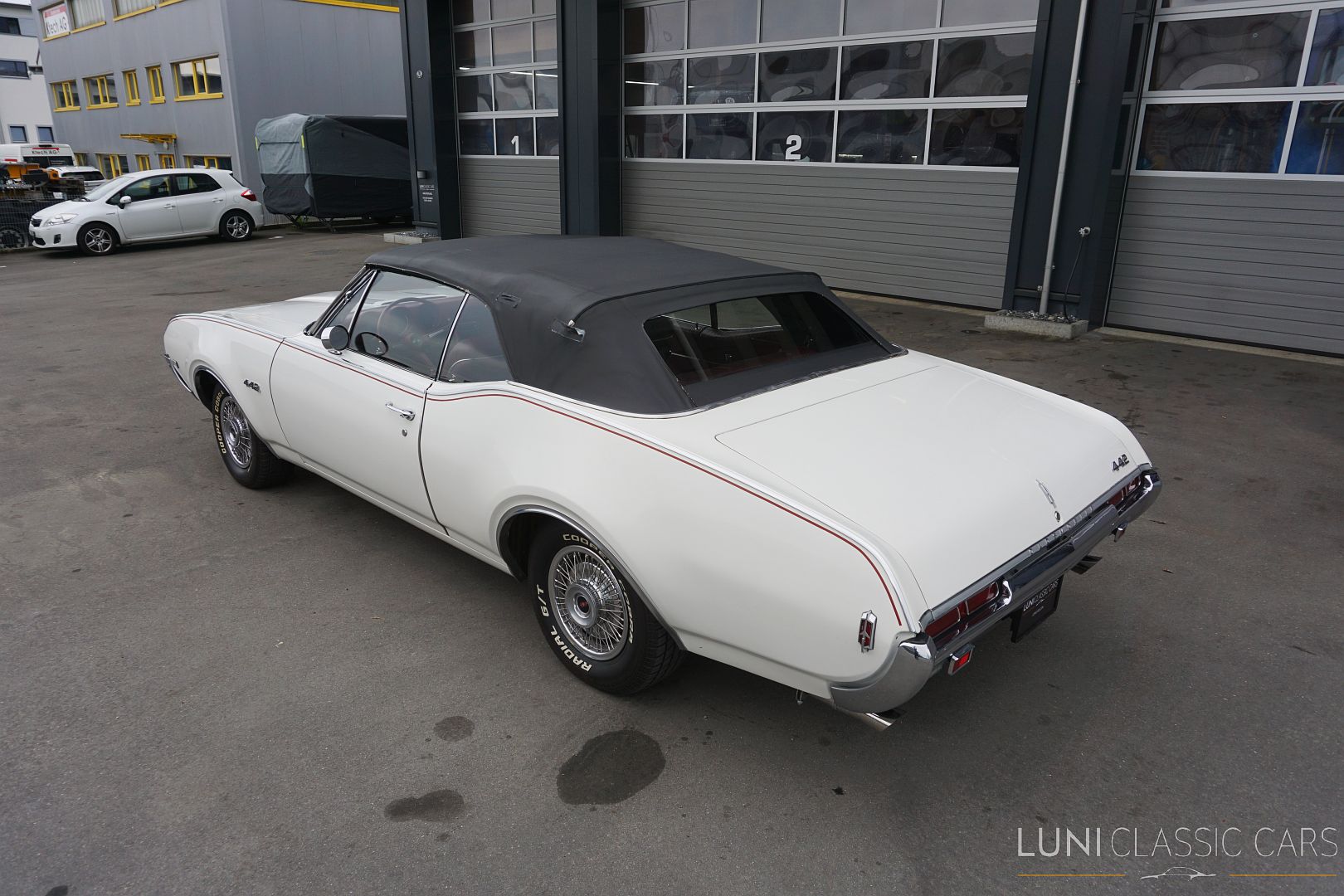 <trp-post-container data-trp-post-id='37731'>1968 Oldsmobile 442 Convertible