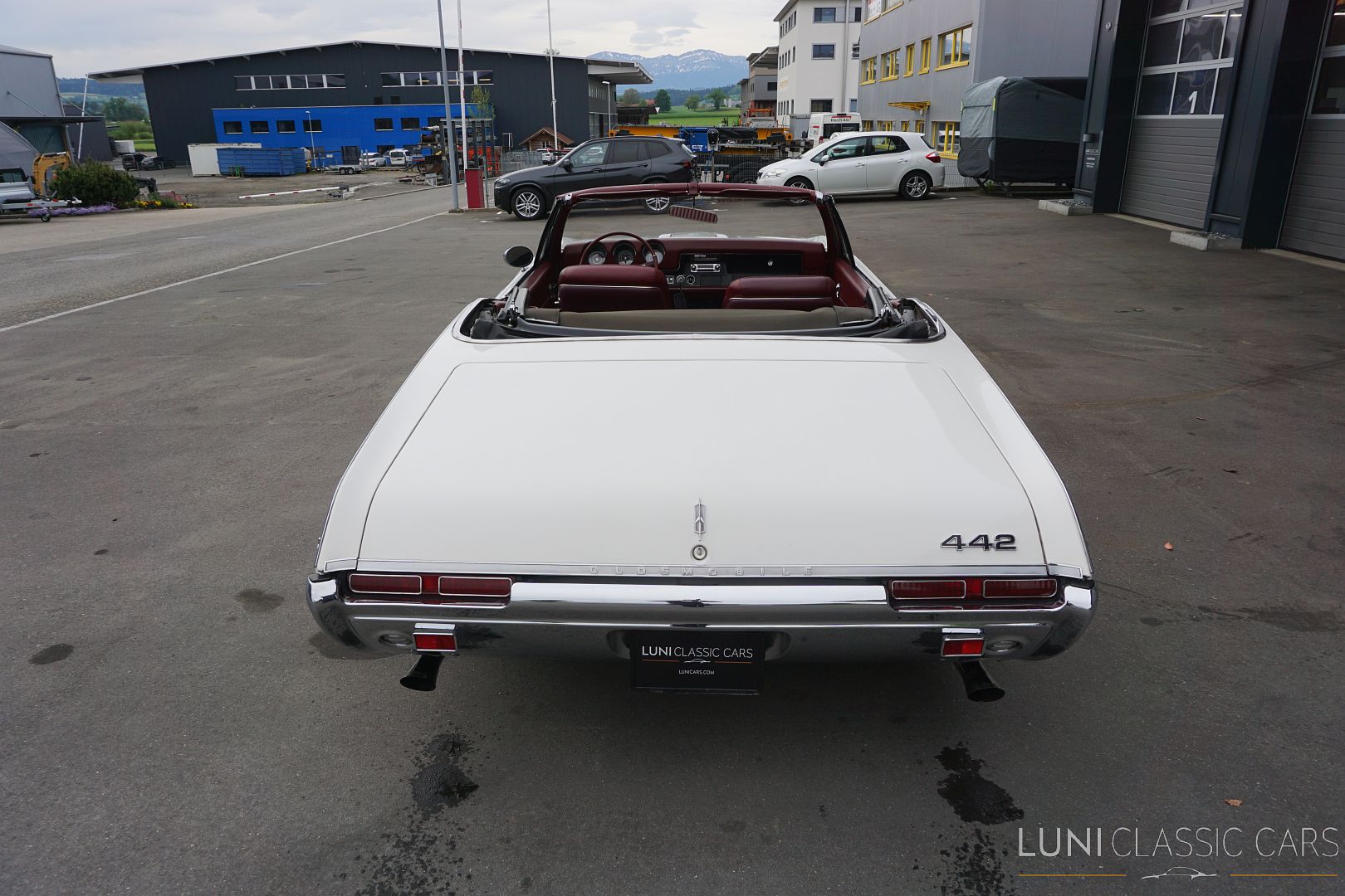 <trp-post-container data-trp-post-id='37731'>1968 Oldsmobile 442 Convertible