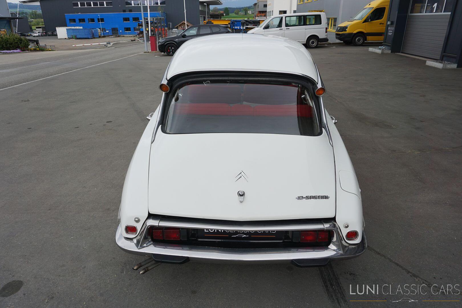 <trp-post-container data-trp-post-id='48114'>1970 Citroën D Spécial