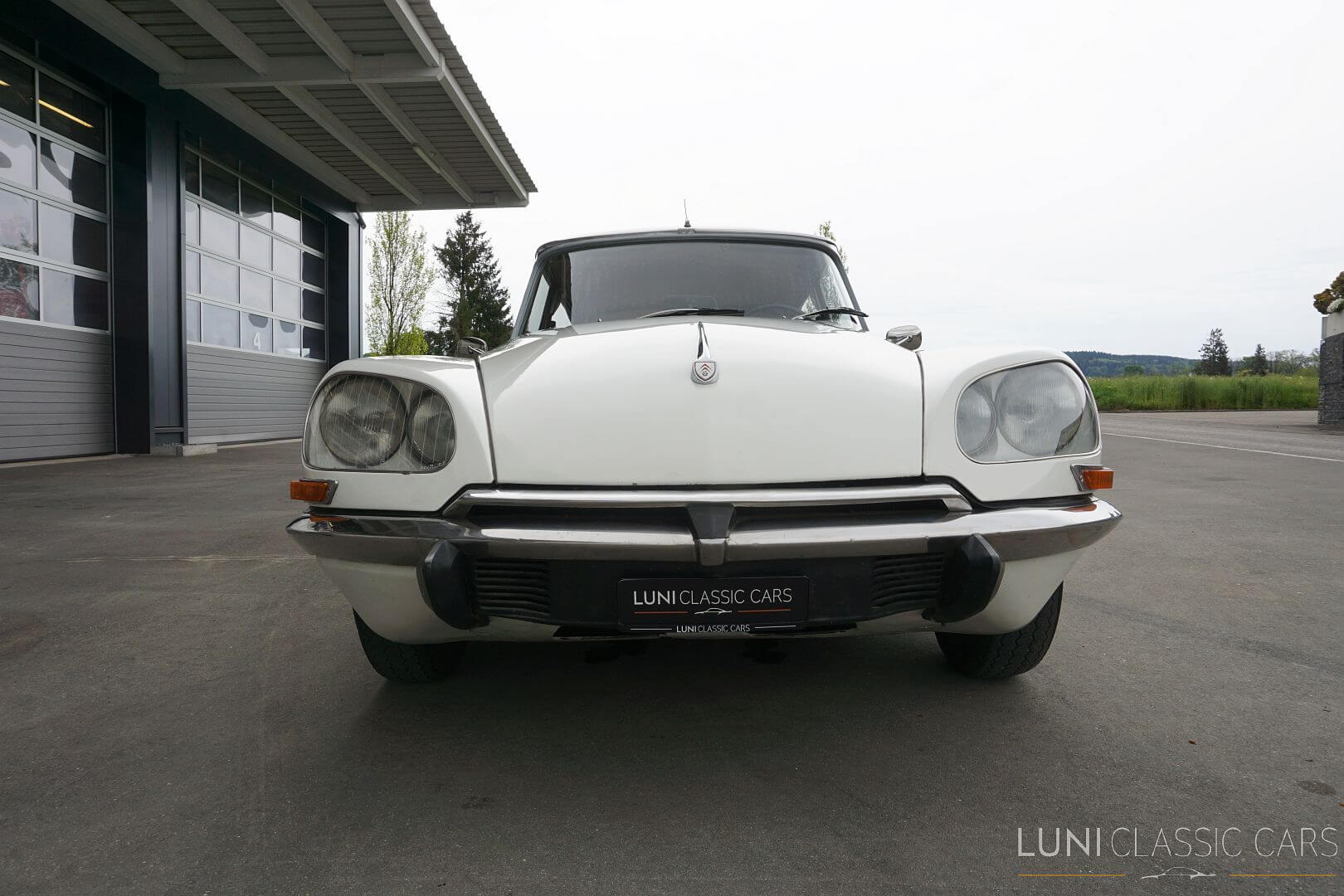 <trp-post-container data-trp-post-id='48114'>1970 Citroën D Spécial