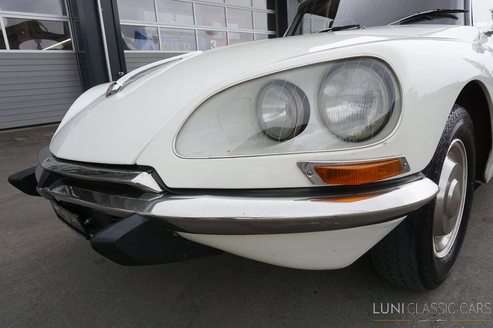 <trp-post-container data-trp-post-id='48114'>1970 Citroën D Spécial