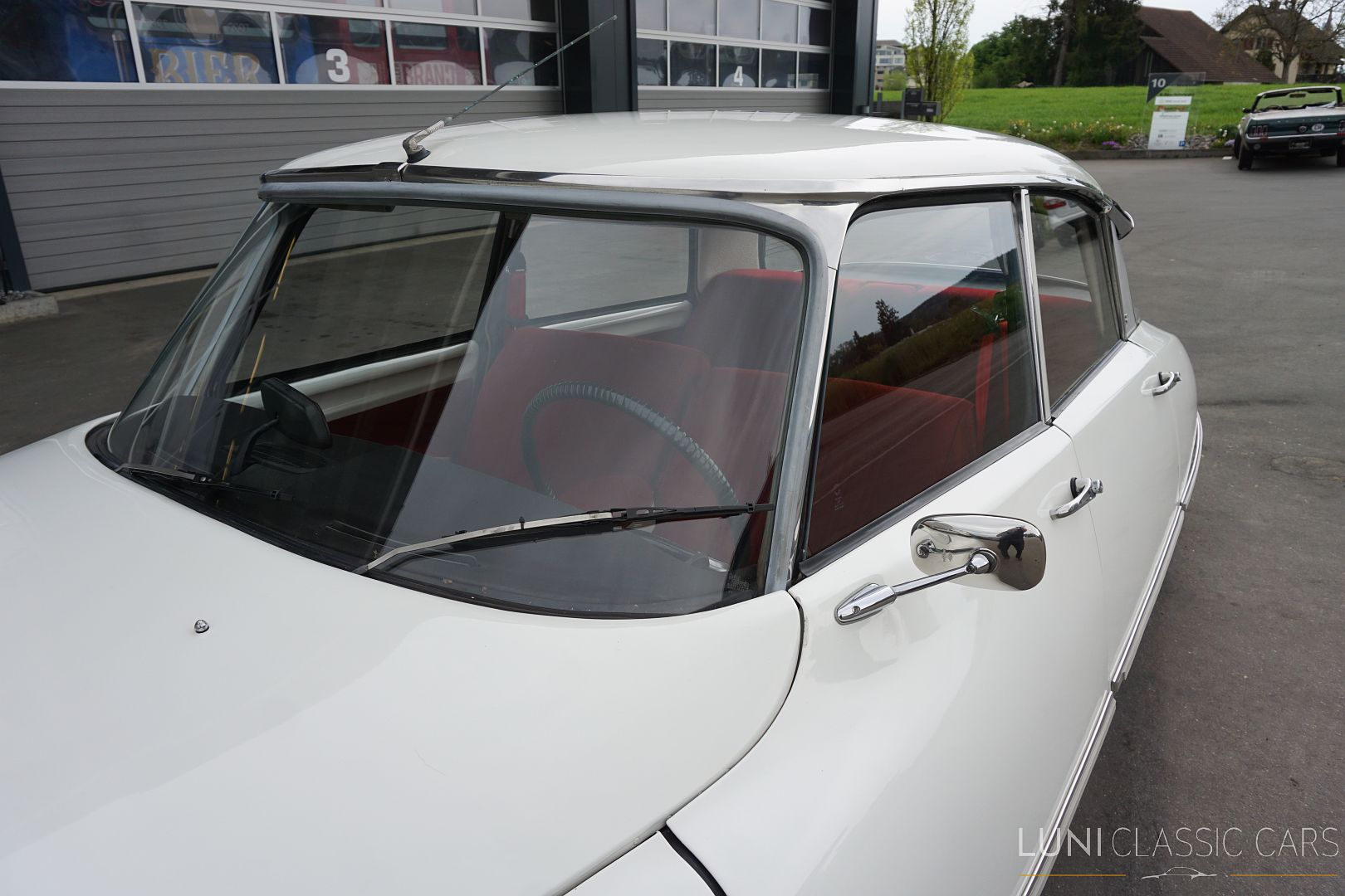 <trp-post-container data-trp-post-id='48114'>1970 Citroën D Spécial