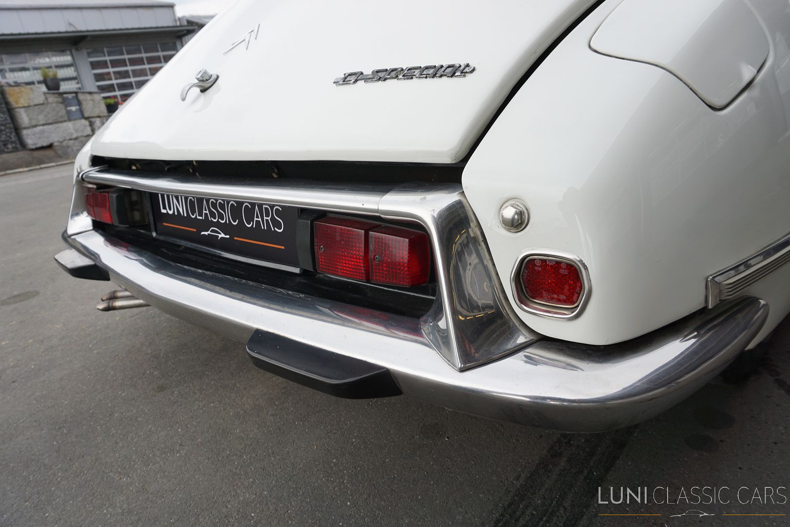 <trp-post-container data-trp-post-id='48114'>1970 Citroën D Spécial