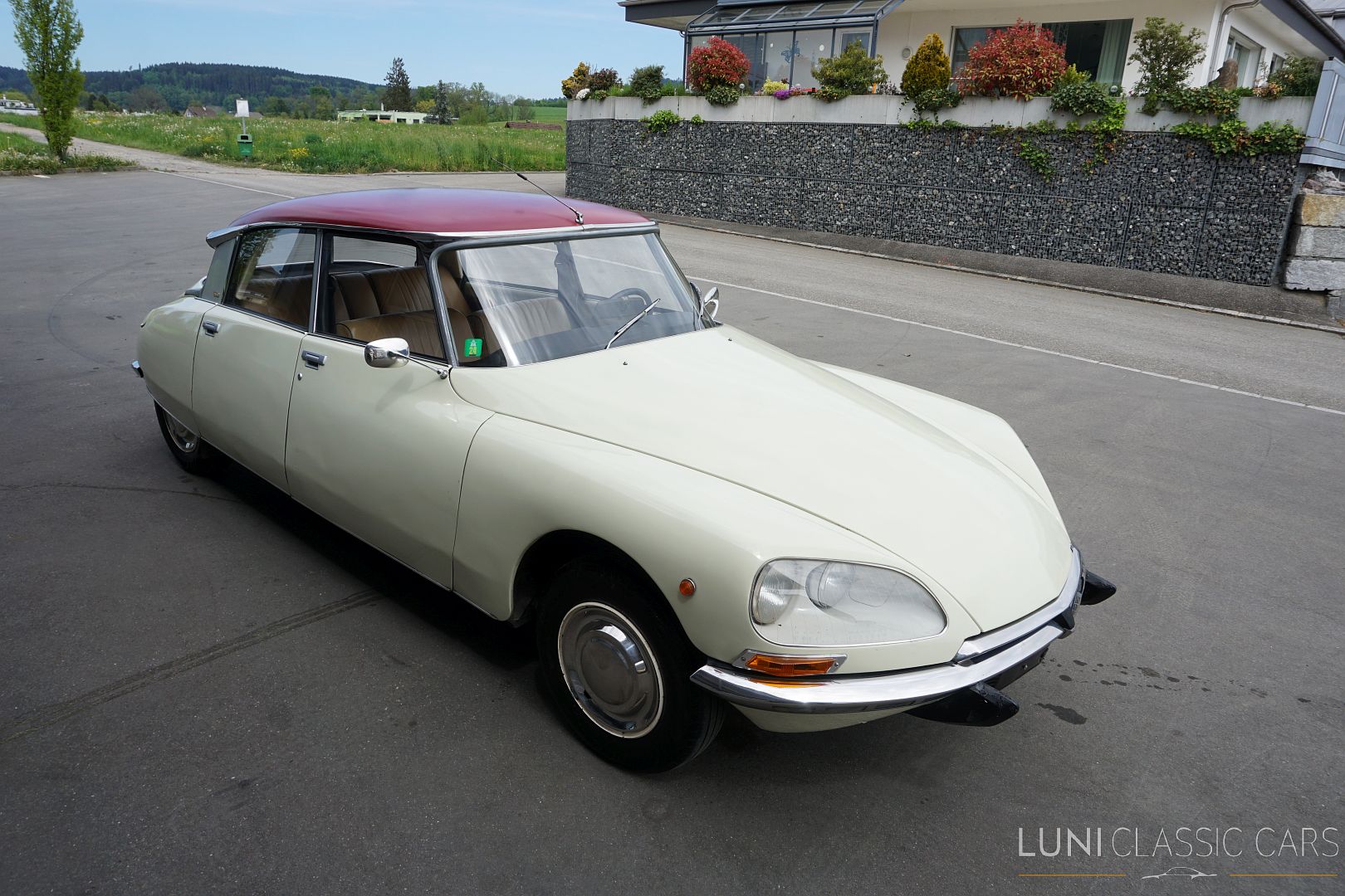 <trp-post-container data-trp-post-id='48244'>1972 Citroën D Super 5