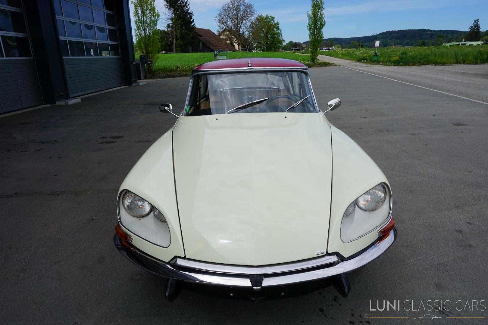 <trp-post-container data-trp-post-id='48244'>1972 Citroën D Super 5