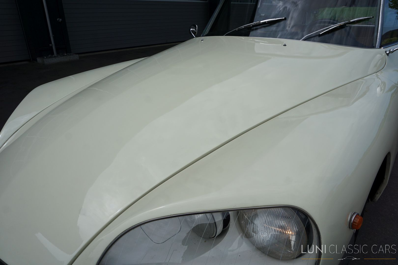 <trp-post-container data-trp-post-id='48244'>1972 Citroën D Super 5