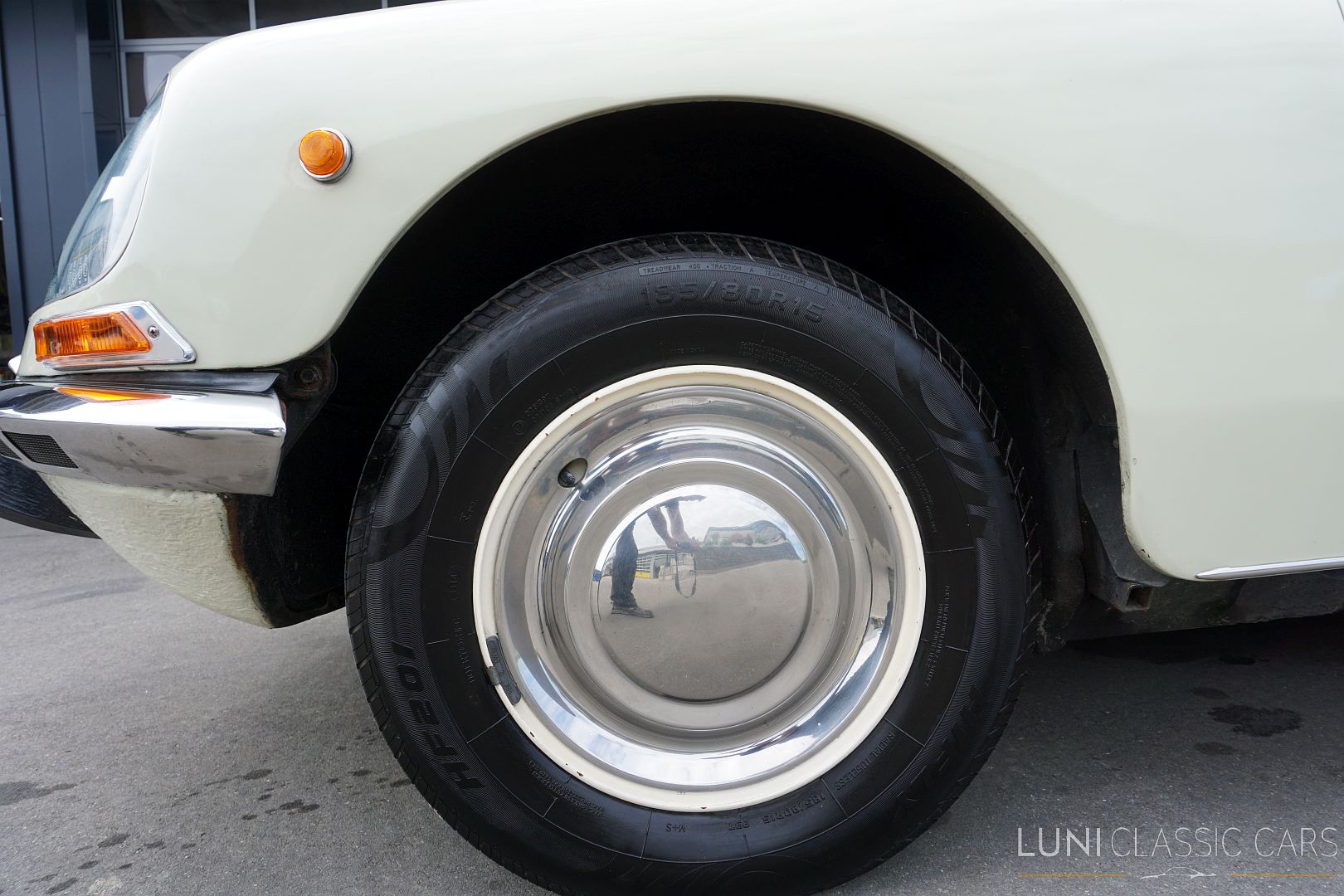 <trp-post-container data-trp-post-id='48244'>1972 Citroën D Super 5
