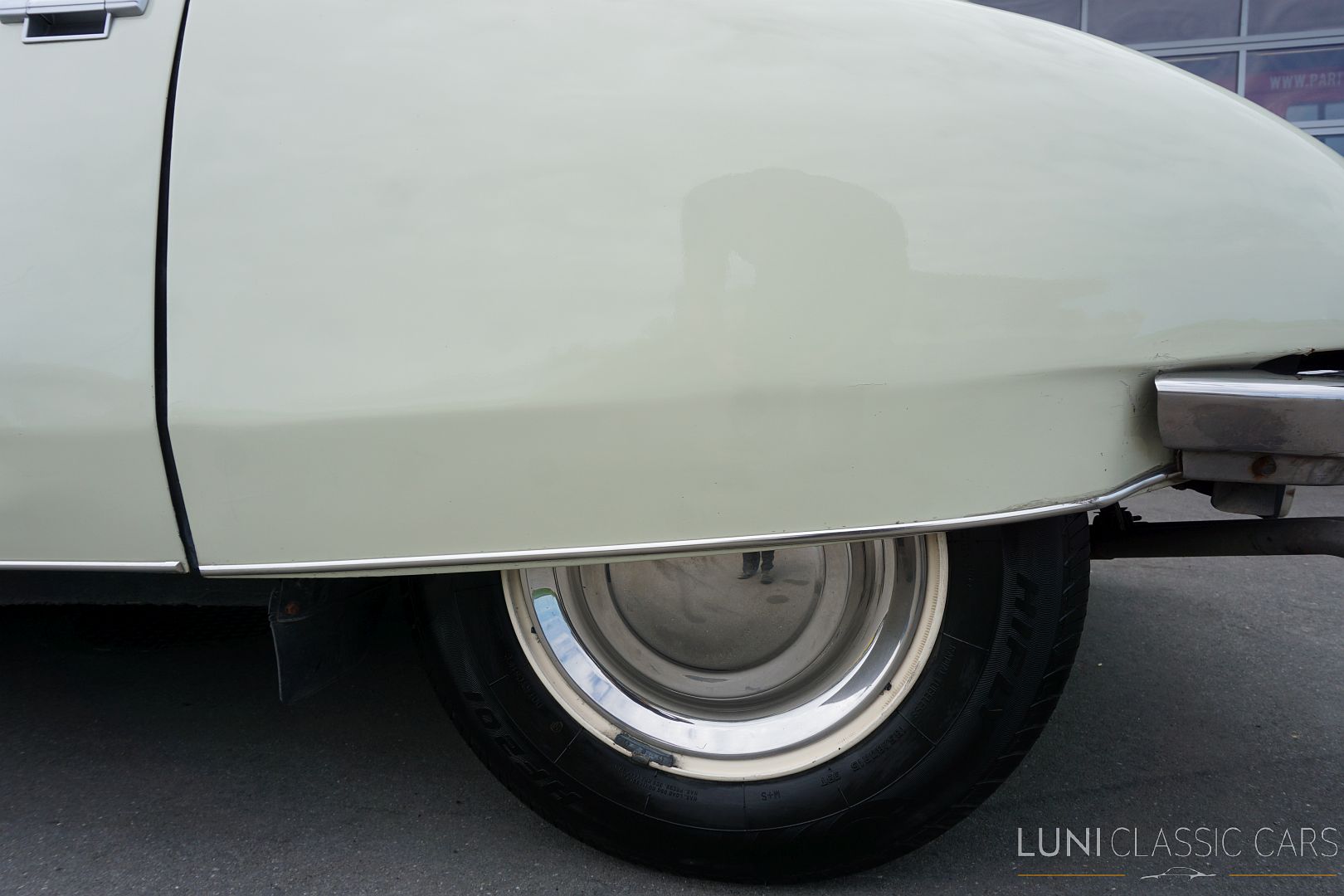 <trp-post-container data-trp-post-id='48244'>1972 Citroën D Super 5