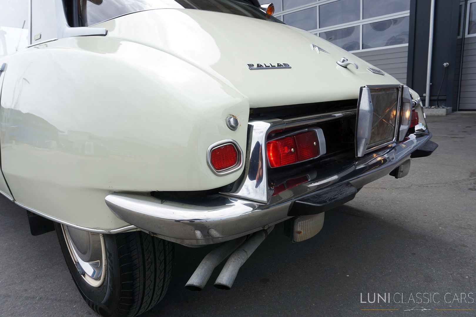 <trp-post-container data-trp-post-id='48244'>1972 Citroën D Super 5