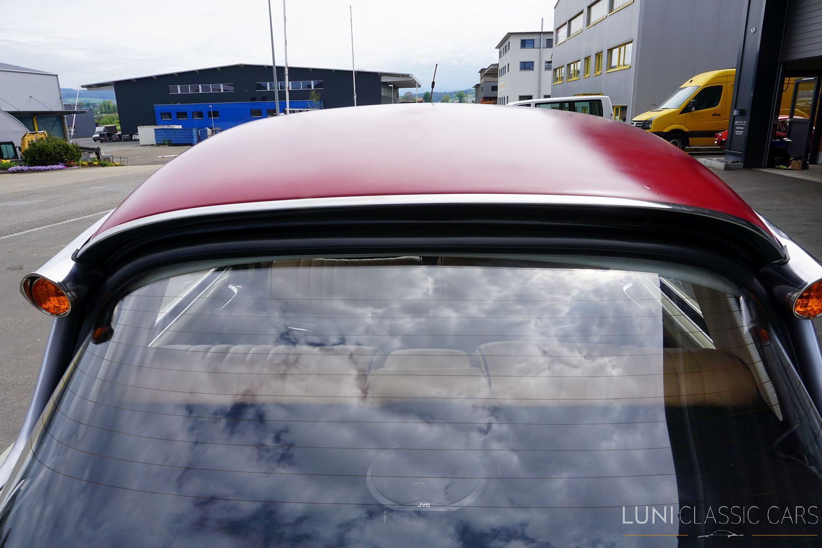 <trp-post-container data-trp-post-id='48244'>1972 Citroën D Super 5