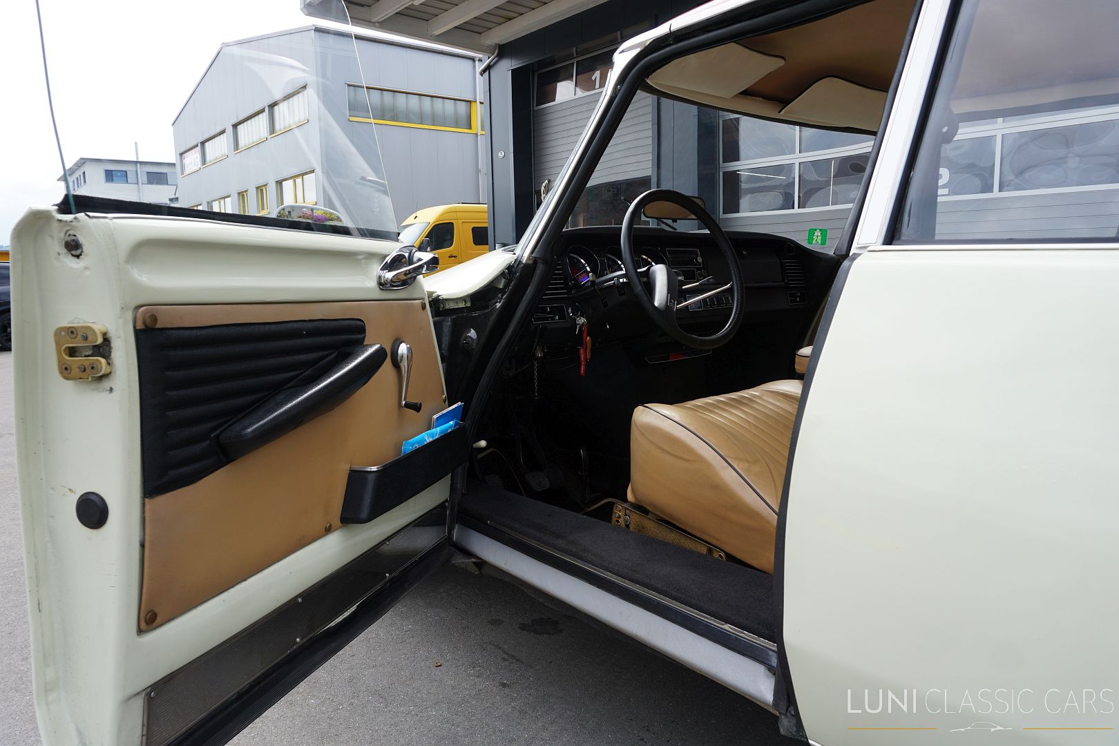 <trp-post-container data-trp-post-id='48244'>1972 Citroën D Super 5