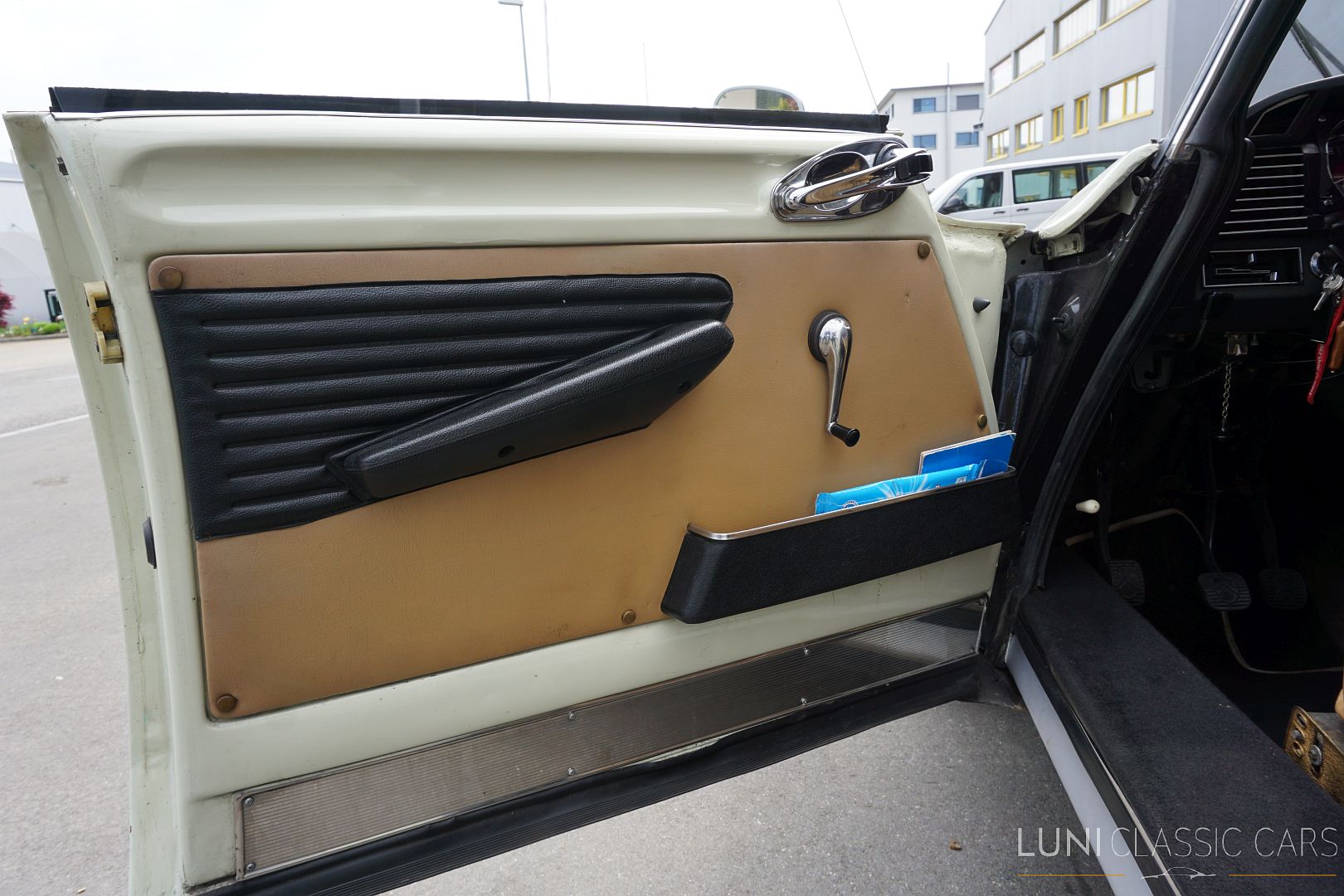 <trp-post-container data-trp-post-id='48244'>1972 Citroën D Super 5