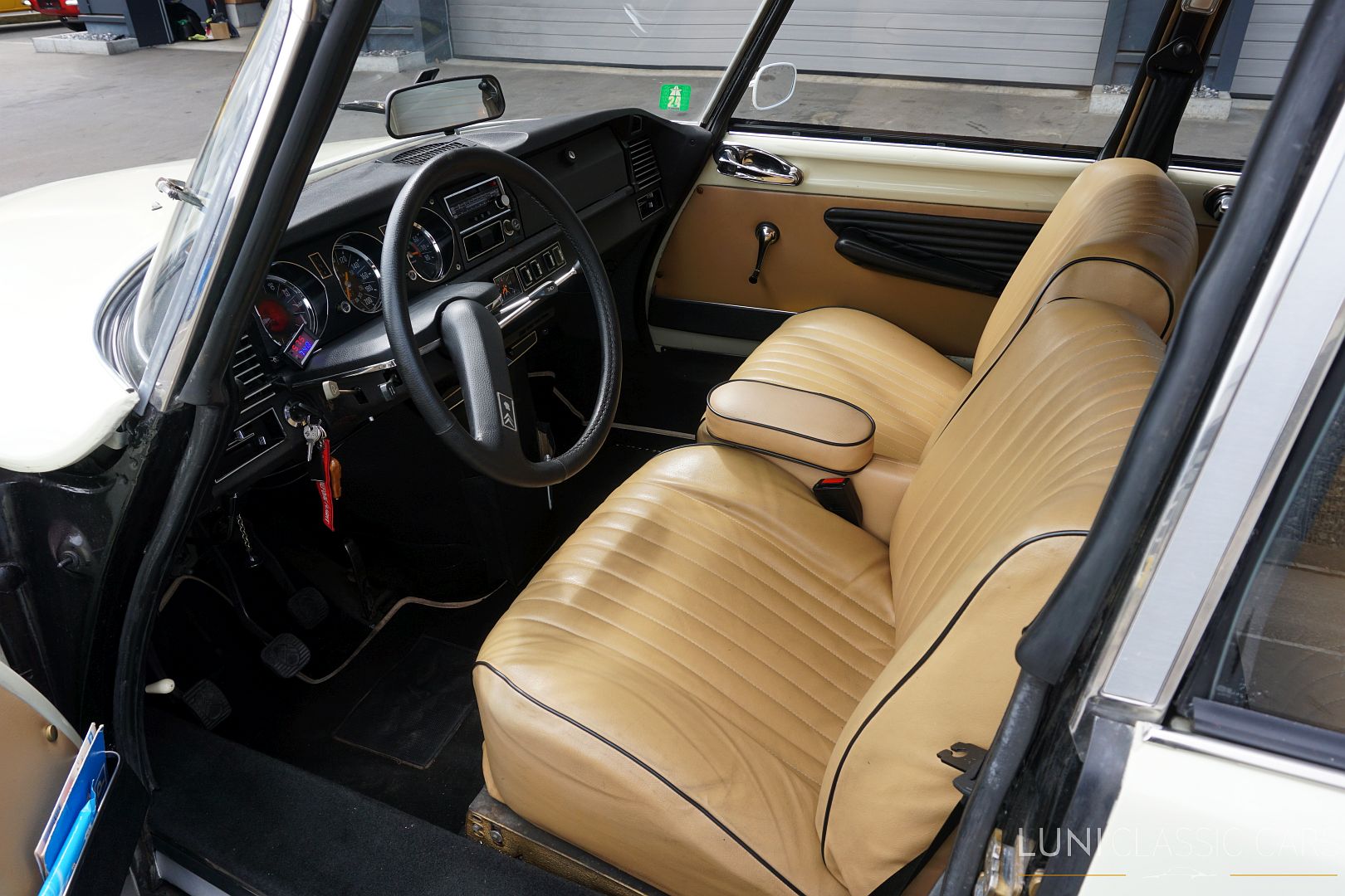 <trp-post-container data-trp-post-id='48244'>1972 Citroën D Super 5