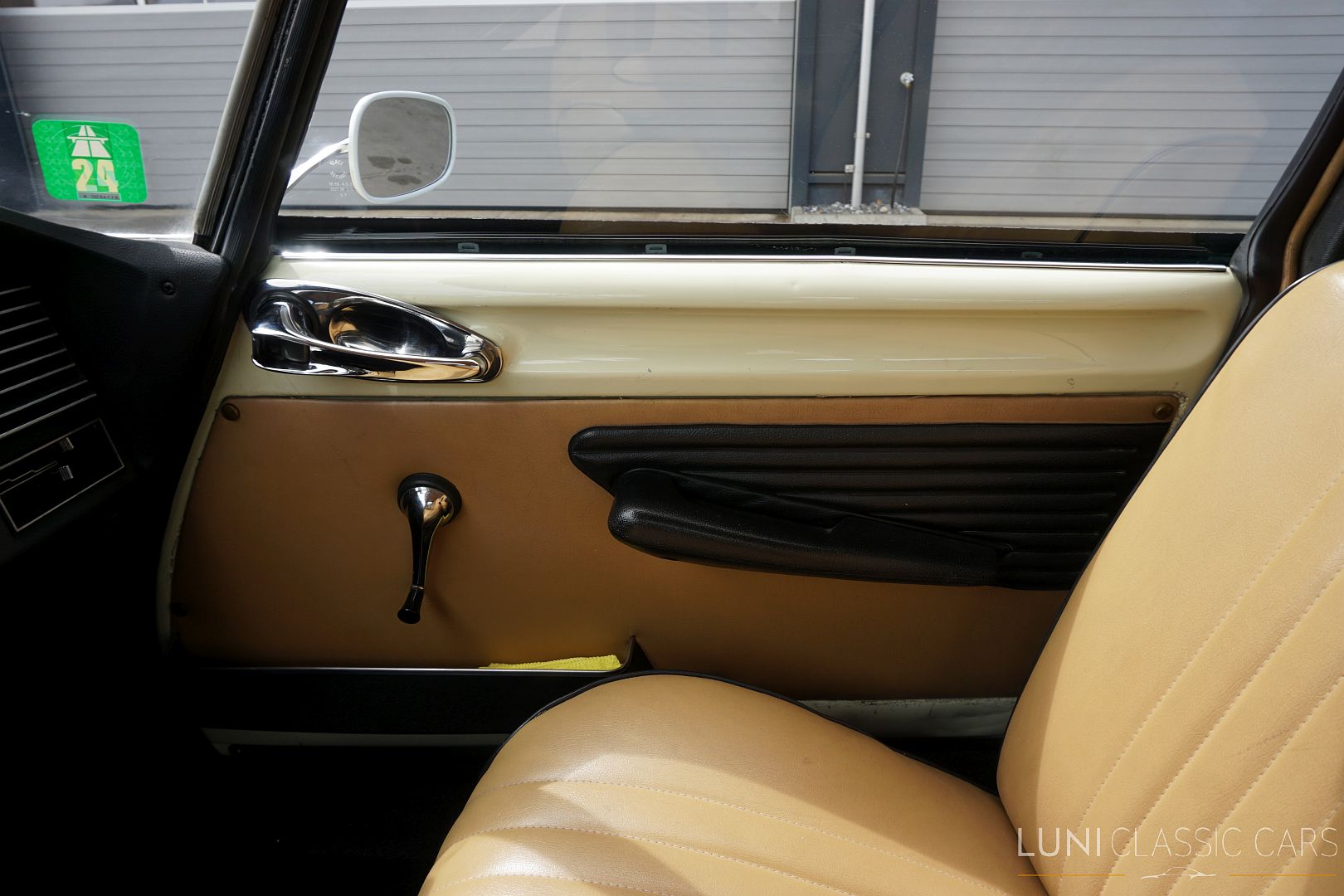 <trp-post-container data-trp-post-id='48244'>1972 Citroën D Super 5