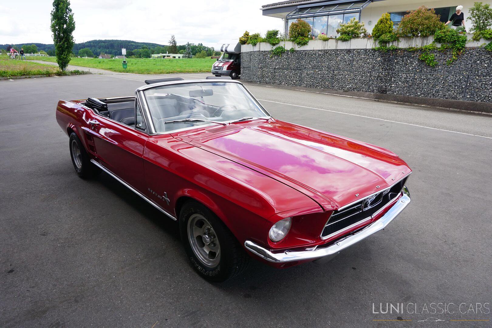 <trp-post-container data-trp-post-id='48433'>1967 Ford Mustang Convertible