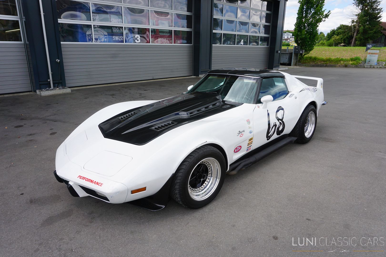 <trp-post-container data-trp-post-id='48570'>1968 Chevrolet Corvette C3