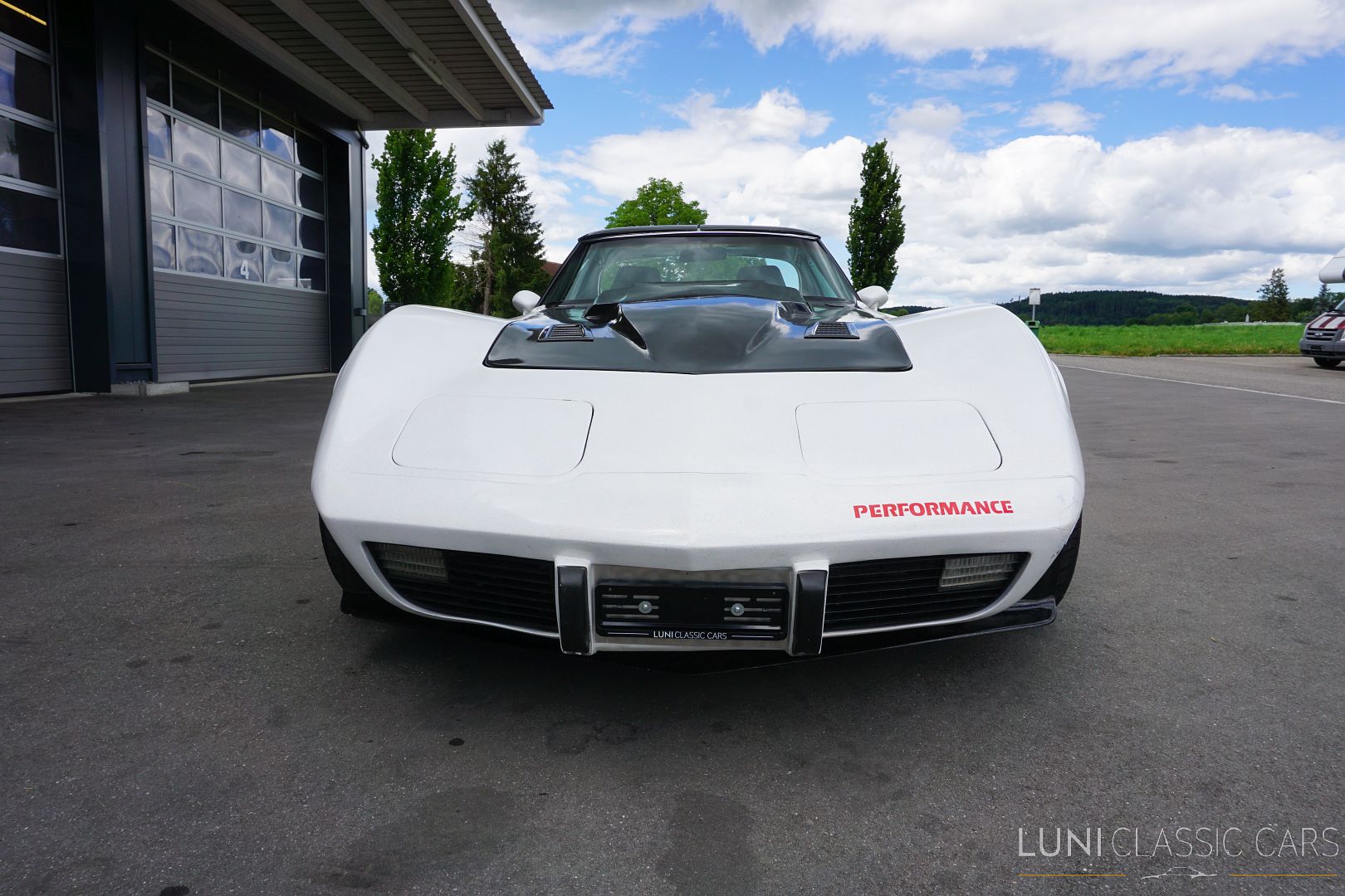 <trp-post-container data-trp-post-id='48570'>1968 Chevrolet Corvette C3
