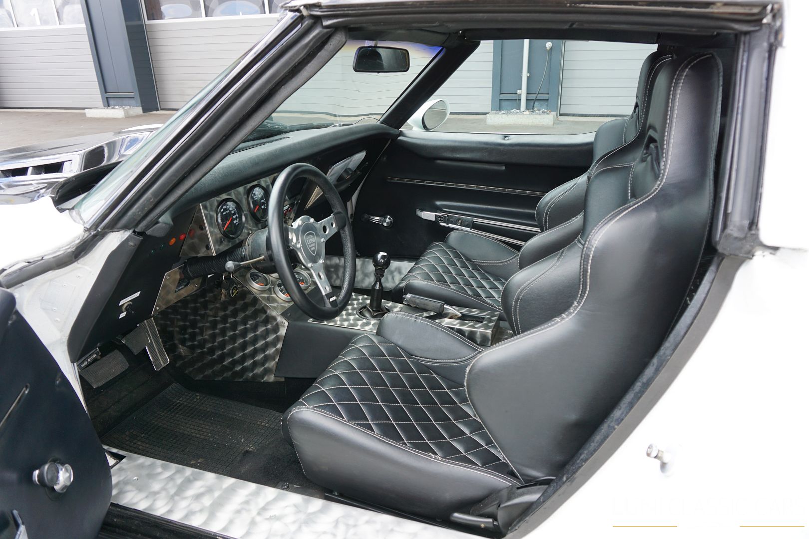 <trp-post-container data-trp-post-id='48570'>1968 Chevrolet Corvette C3