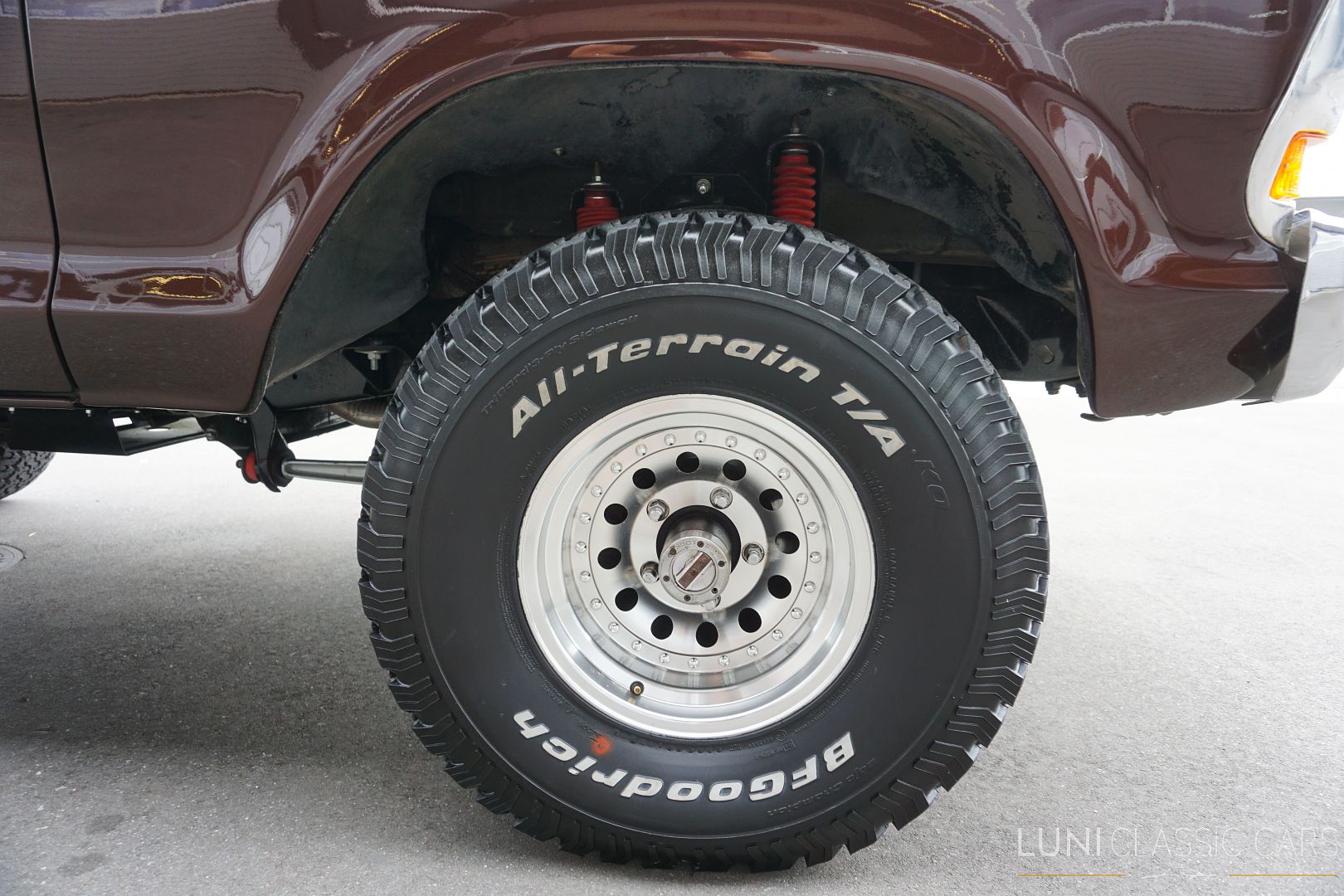 <trp-post-container data-trp-post-id='48632'>1979 Ford Bronco
