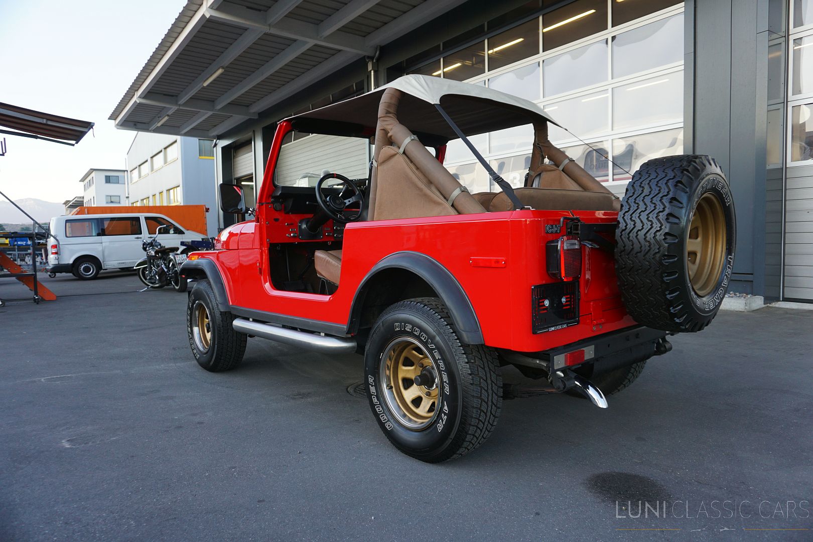 <trp-post-container data-trp-post-id='48895'>1979 Jeep CJ-7 V8