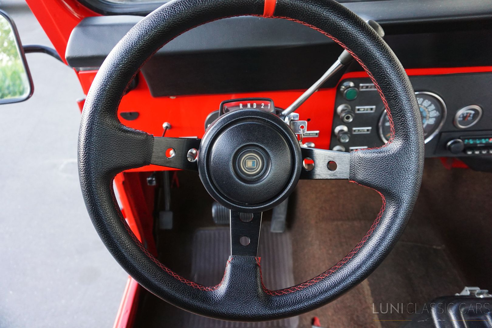 <trp-post-container data-trp-post-id='48895'>1979 Jeep CJ-7 V8