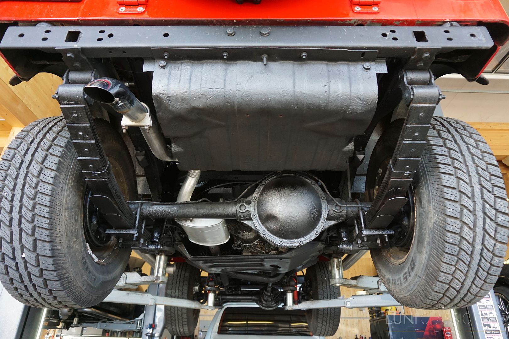 <trp-post-container data-trp-post-id='48895'>1979 Jeep CJ-7 V8