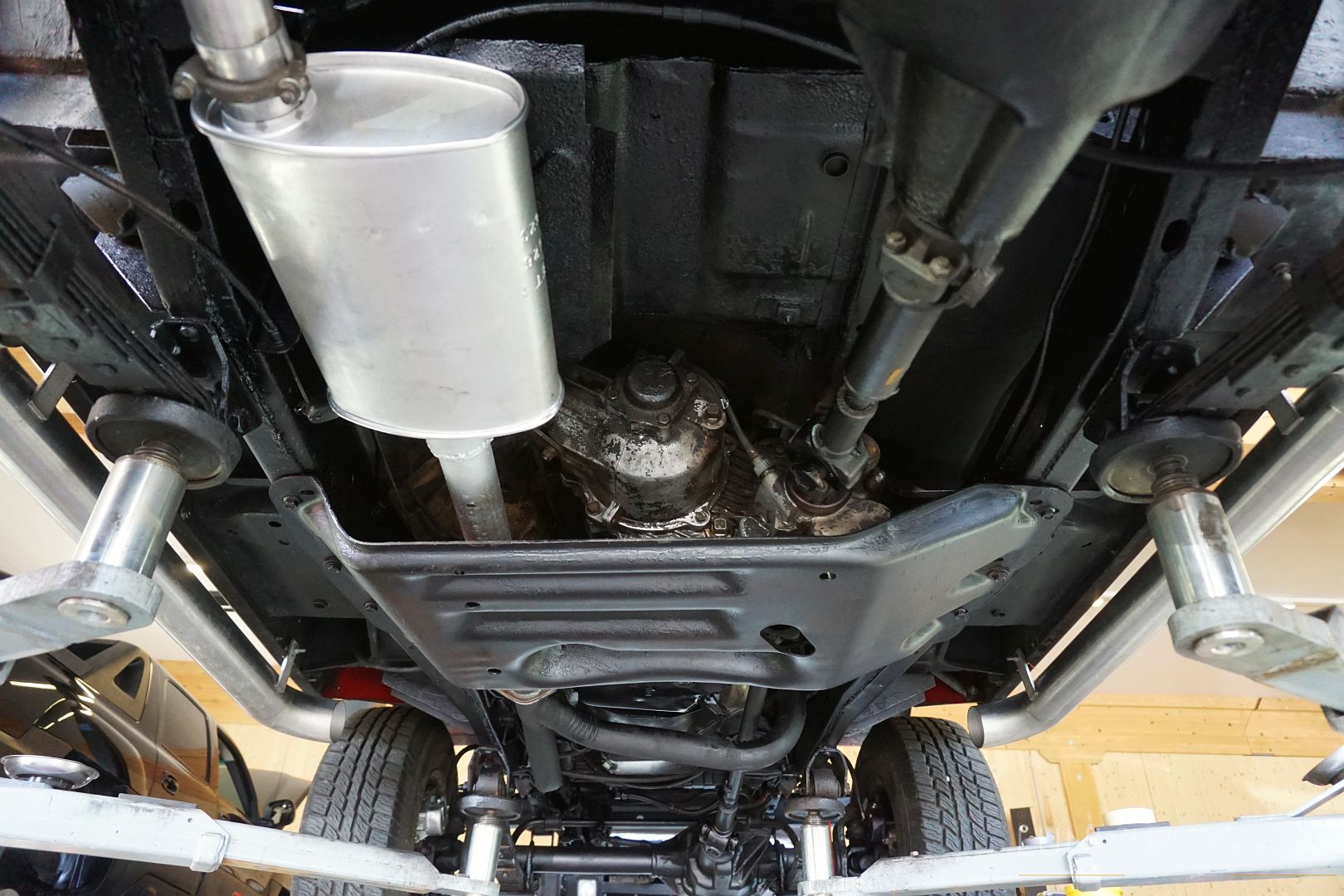 <trp-post-container data-trp-post-id='48895'>1979 Jeep CJ-7 V8