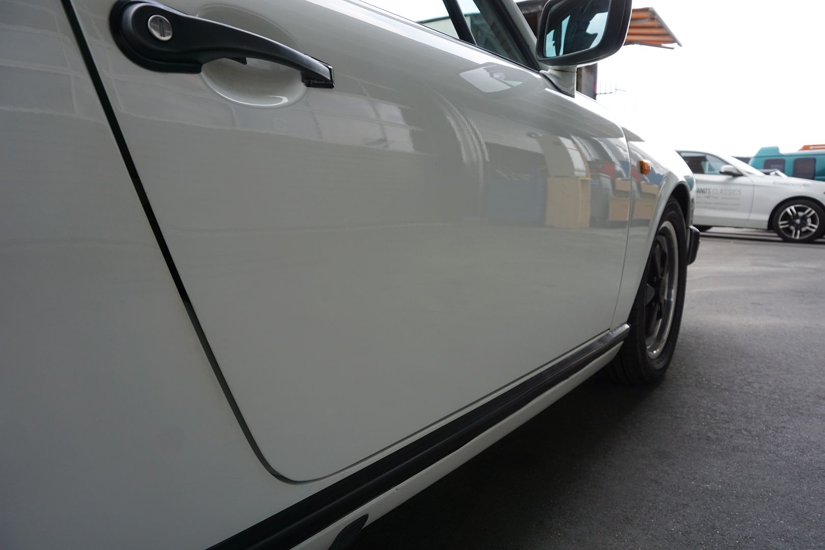 <trp-post-container data-trp-post-id='48818'>1986 Porsche 911 Carrera Cabriolet