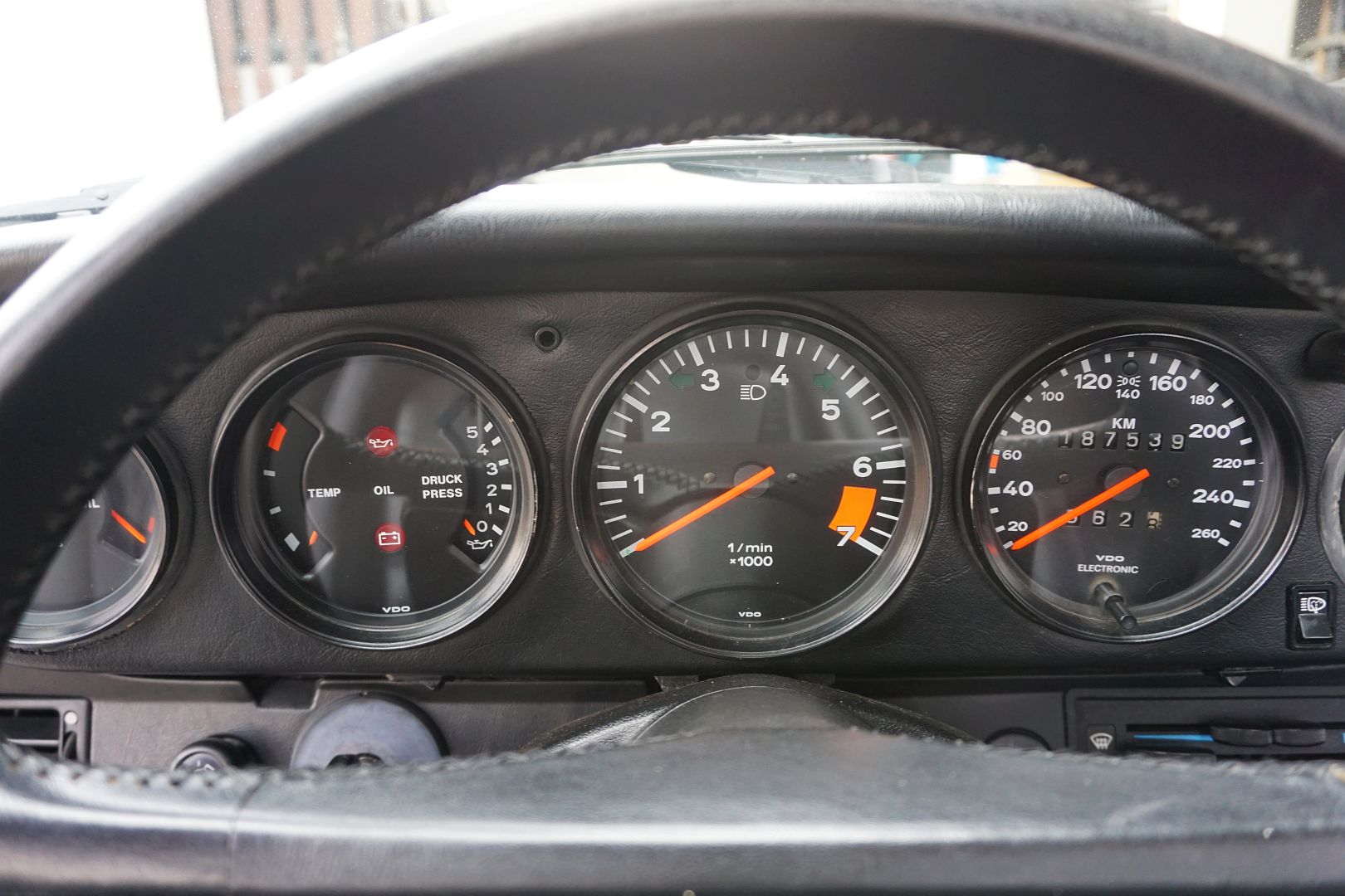 <trp-post-container data-trp-post-id='48818'>1986 Porsche 911 Carrera Cabriolet