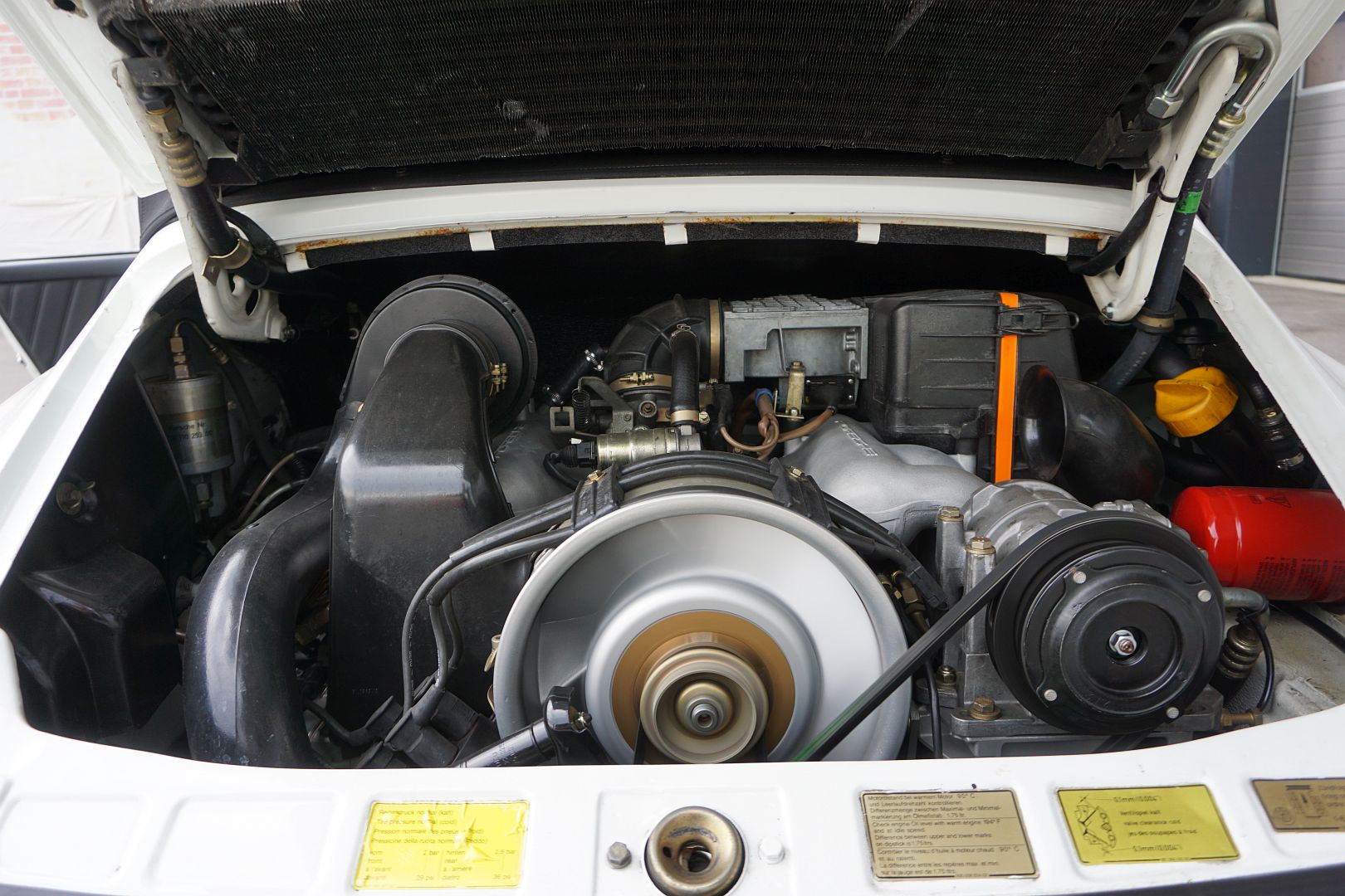 <trp-post-container data-trp-post-id='48818'>1986 Porsche 911 Carrera Cabriolet
