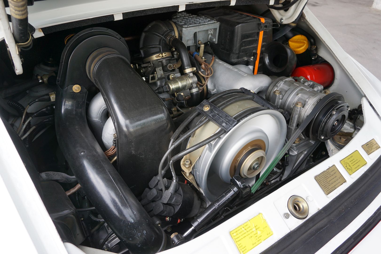 <trp-post-container data-trp-post-id='48818'>1986 Porsche 911 Carrera Cabriolet