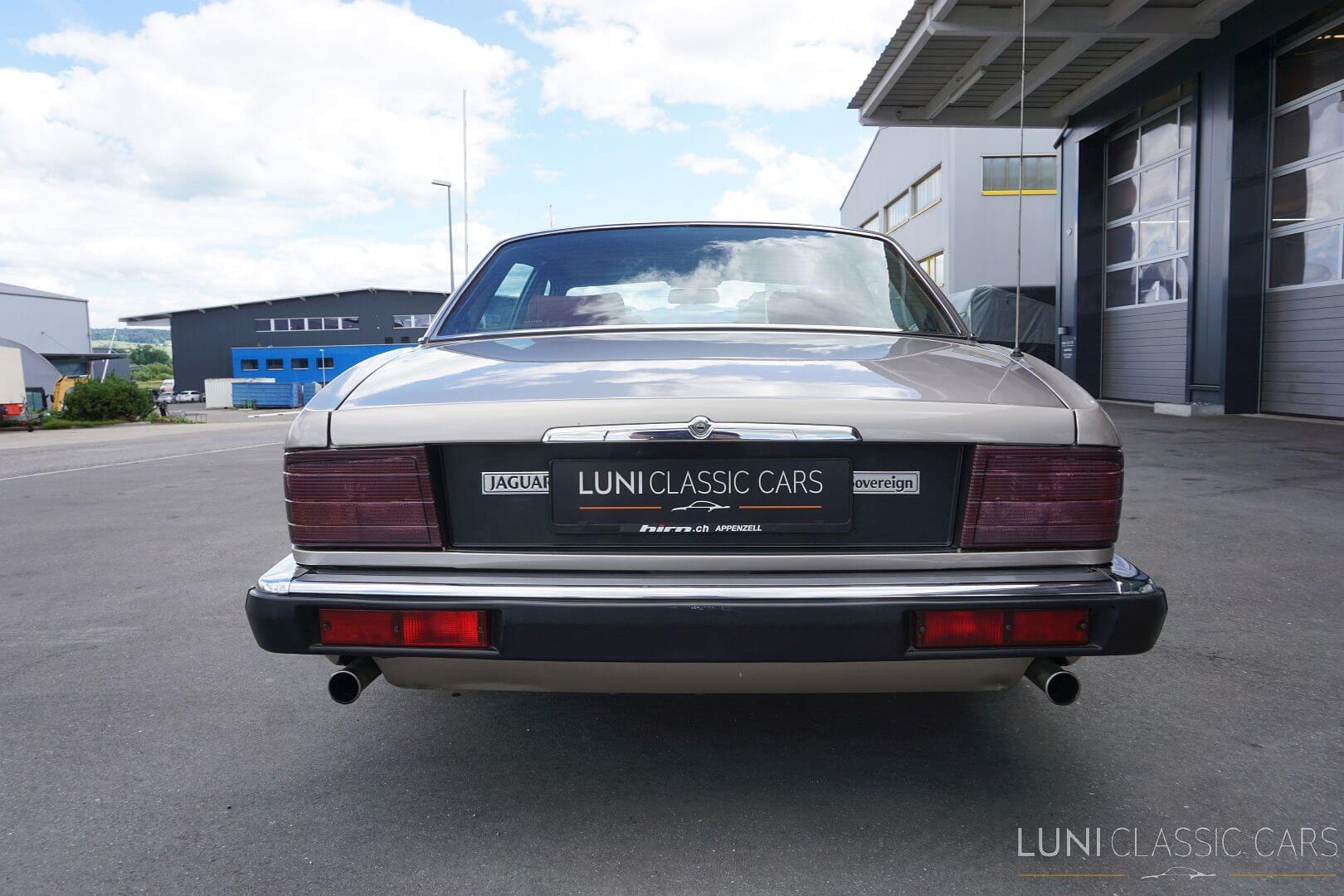 <trp-post-container data-trp-post-id='48723'>1987 Jaguar X40 Sovereign