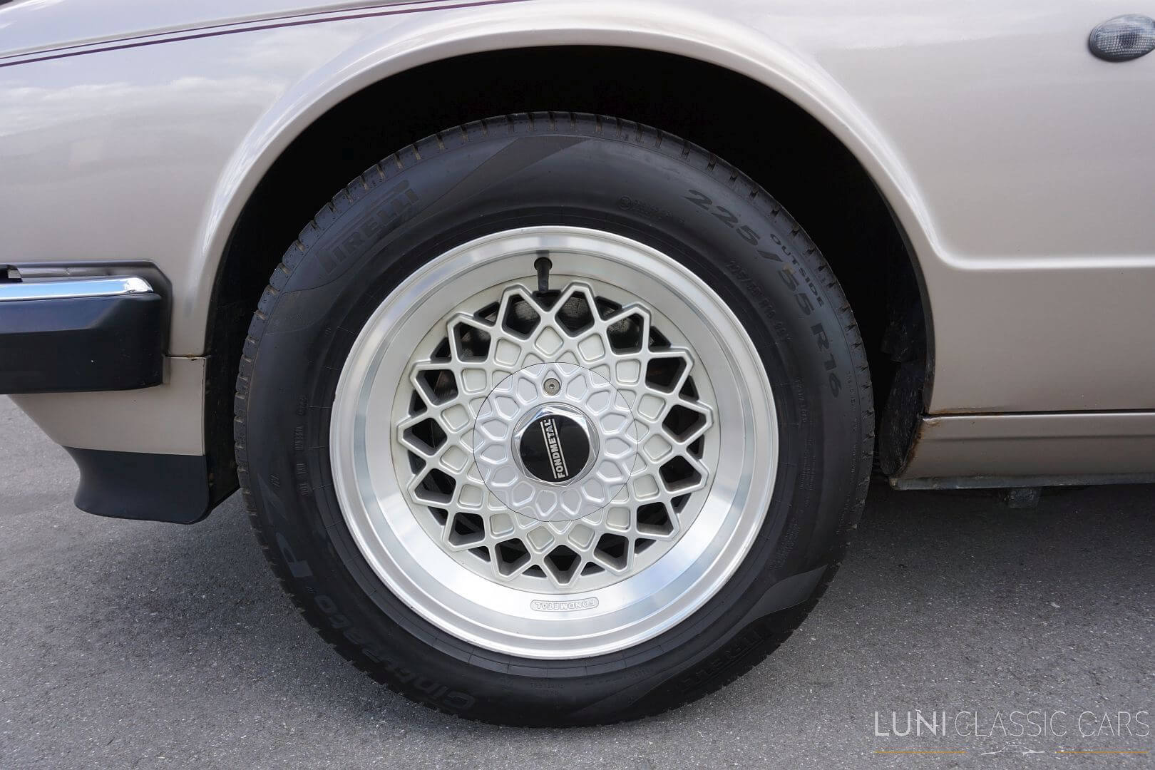 <trp-post-container data-trp-post-id='48723'>1987 Jaguar X40 Sovereign
