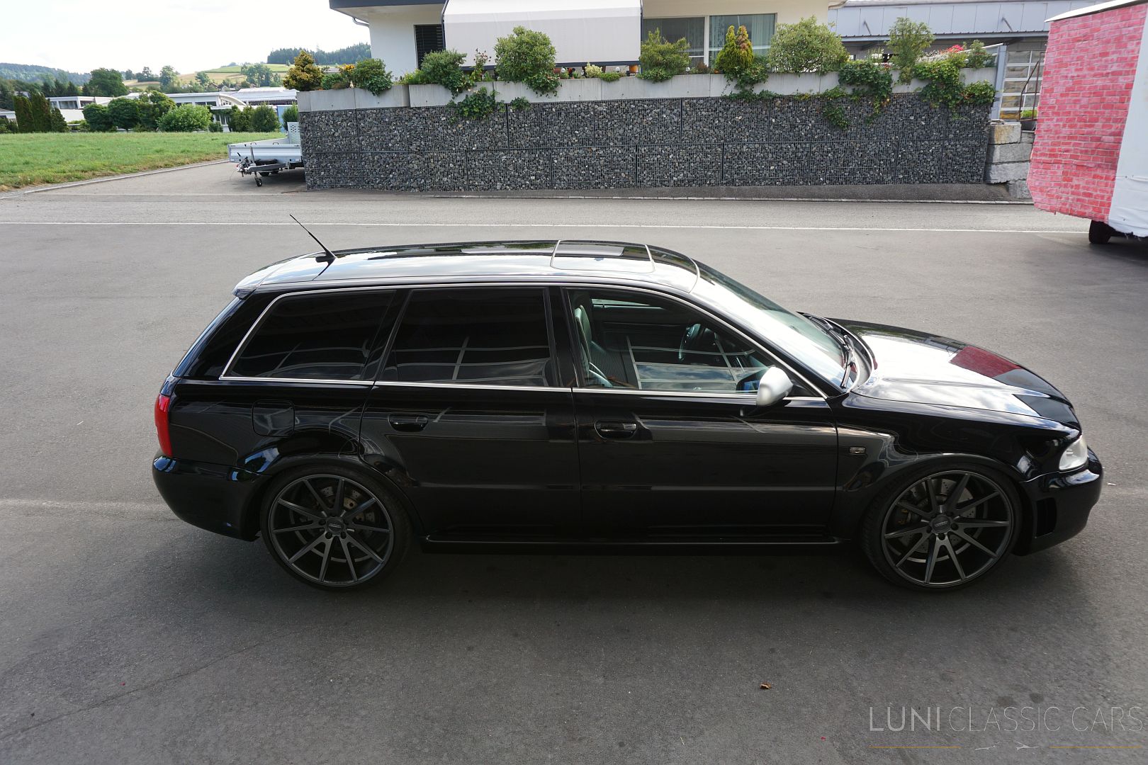 <trp-post-container data-trp-post-id='48976'>2000 Audi RS4 B5 Quattro