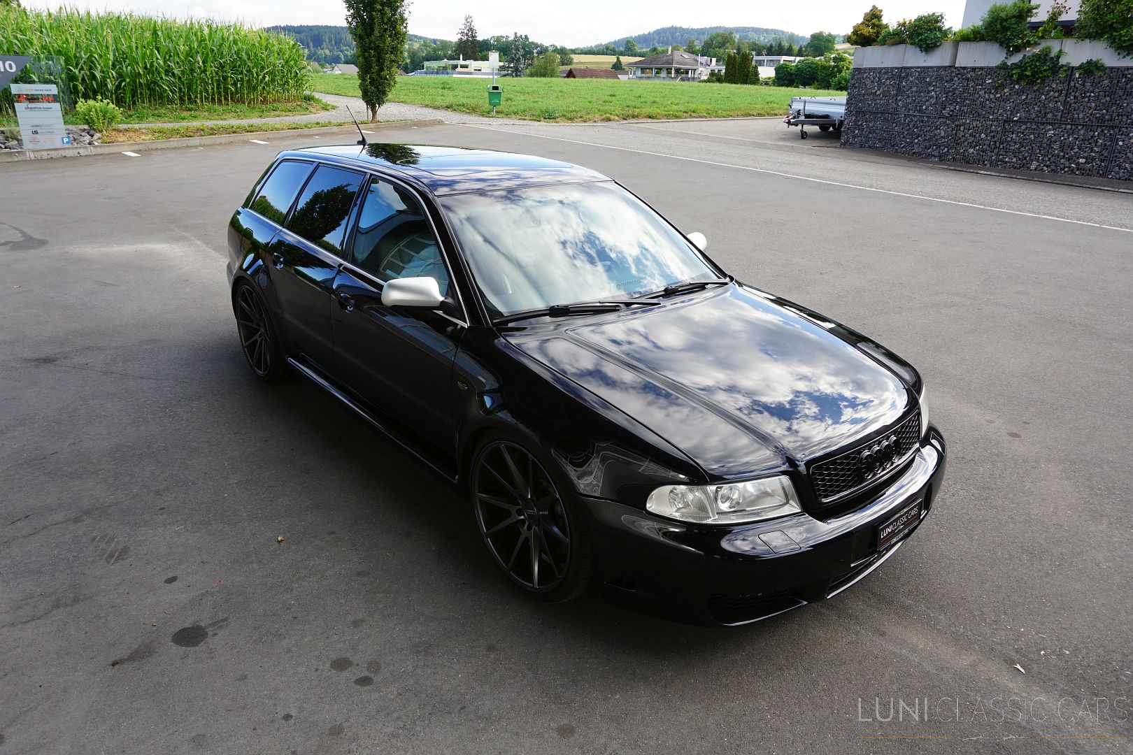 <trp-post-container data-trp-post-id='48976'>2000 Audi RS4 B5 Quattro