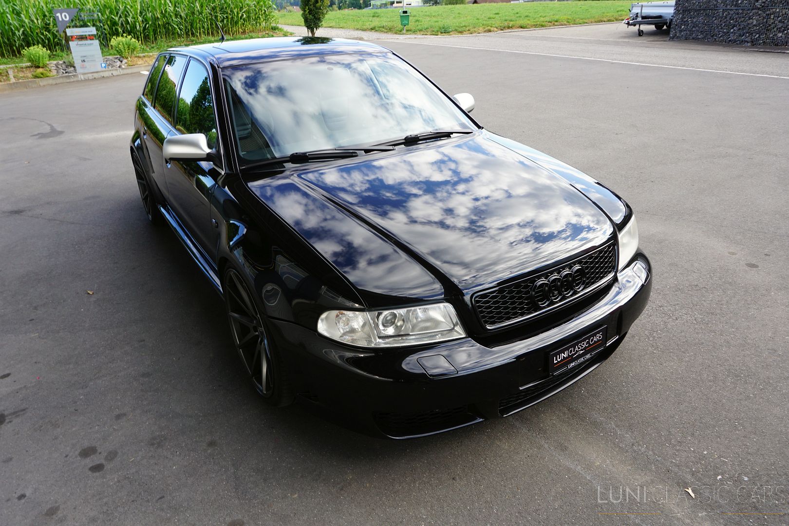 <trp-post-container data-trp-post-id='48976'>2000 Audi RS4 B5 Quattro