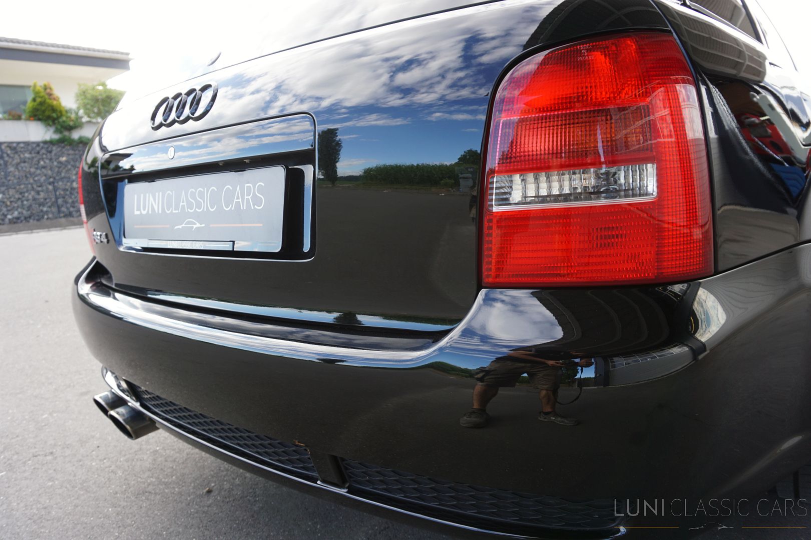 <trp-post-container data-trp-post-id='48976'>2000 Audi RS4 B5 Quattro