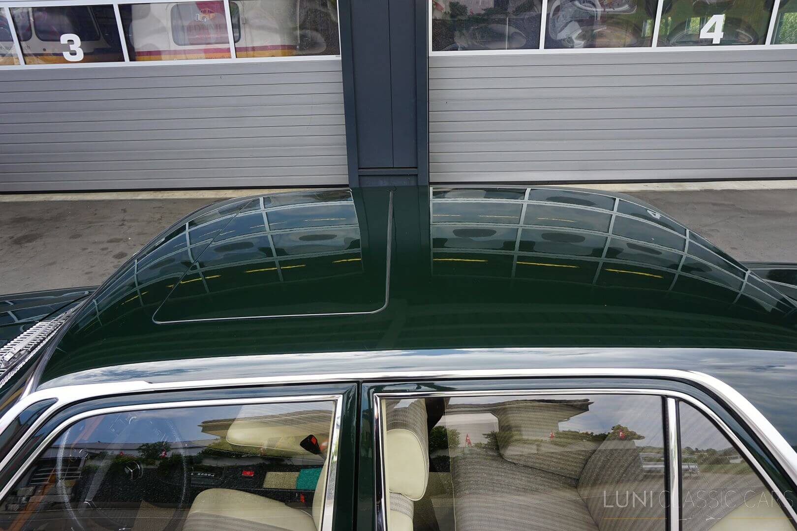 <trp-post-container data-trp-post-id='49042'>1973 Mercedes-Benz 280 S