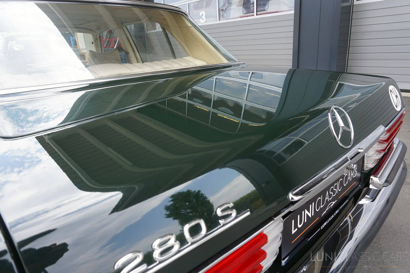 <trp-post-container data-trp-post-id='49042'>1973 Mercedes-Benz 280 S