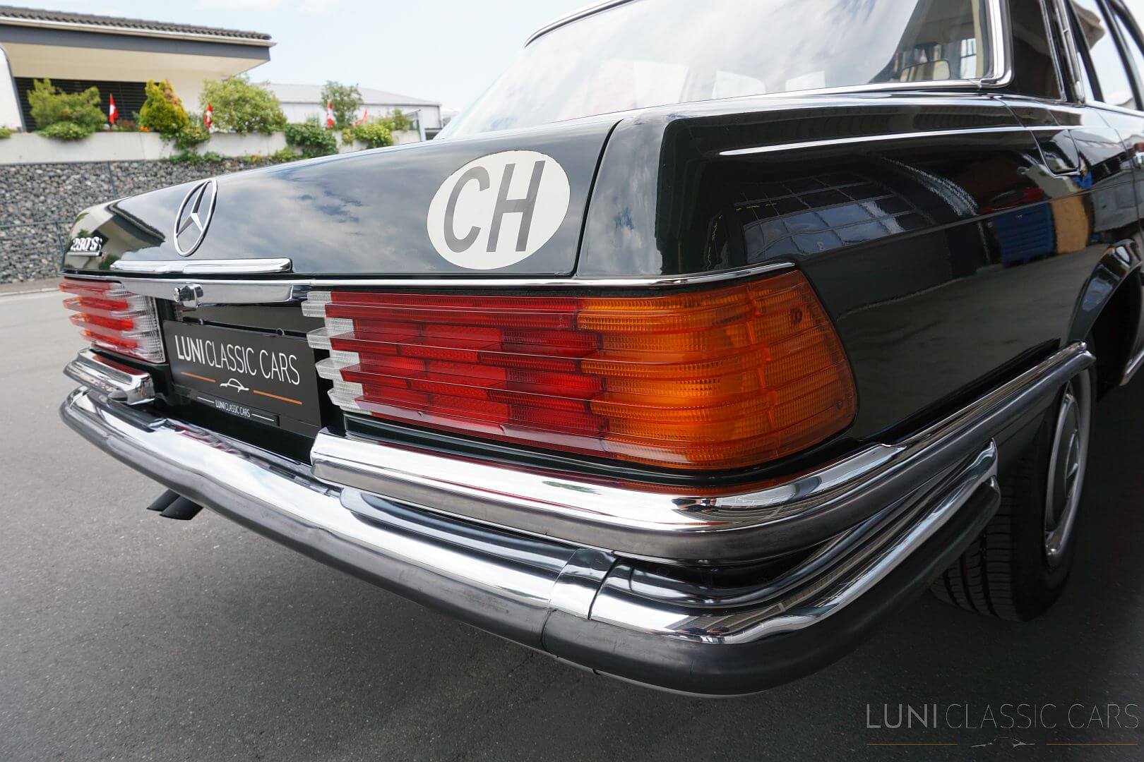 <trp-post-container data-trp-post-id='49042'>1973 Mercedes-Benz 280 S