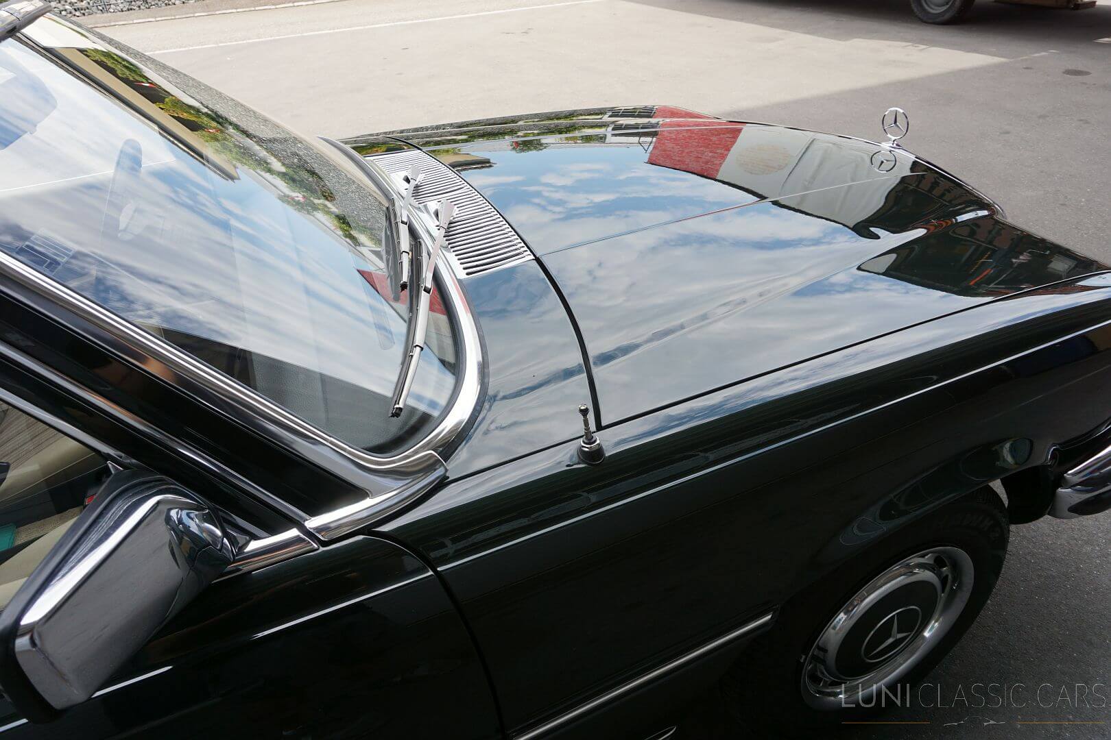 <trp-post-container data-trp-post-id='49042'>1973 Mercedes-Benz 280 S