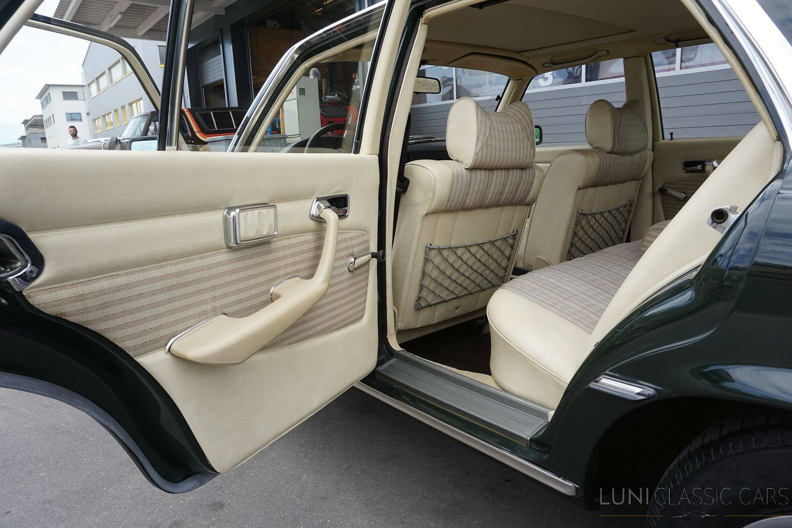 <trp-post-container data-trp-post-id='49042'>1973 Mercedes-Benz 280 S