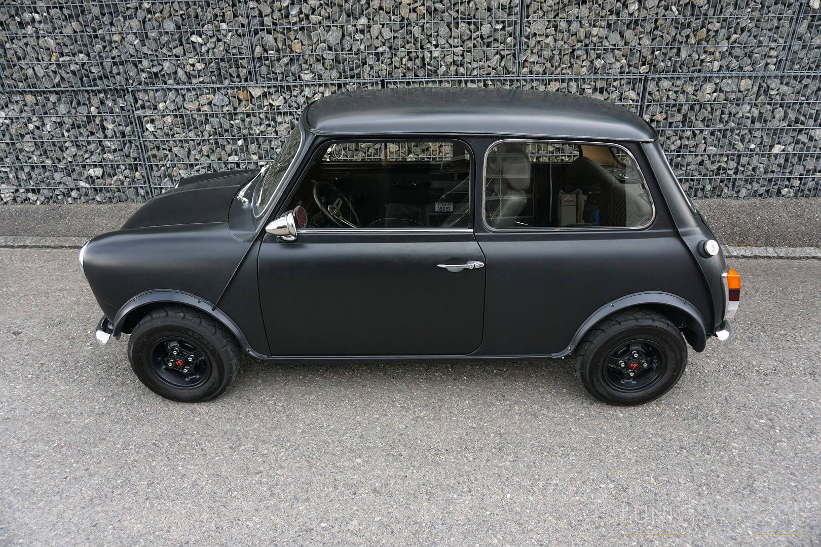 <trp-post-container data-trp-post-id='49153'>1980 Mini 1100 Special