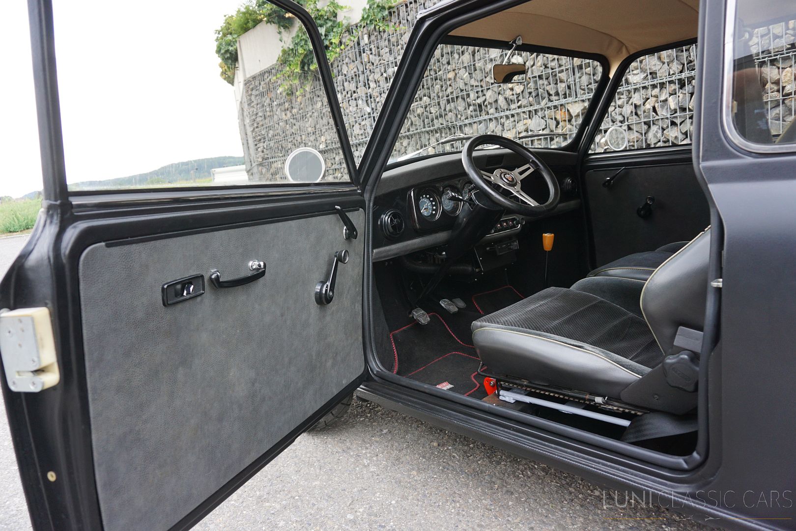 <trp-post-container data-trp-post-id='49153'>1980 Mini 1100 Special
