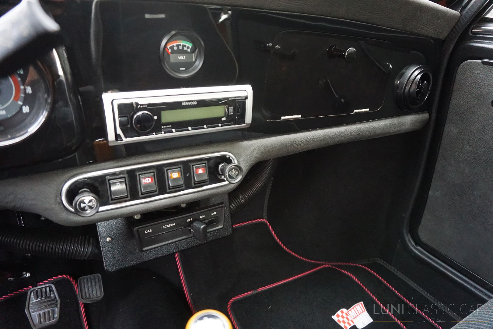 <trp-post-container data-trp-post-id='49153'>1980 Mini 1100 Special